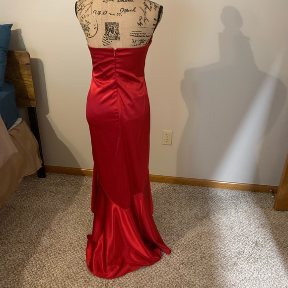 Red formal Evening Halter Dress Rhinestone Front - Picture 2 of 6